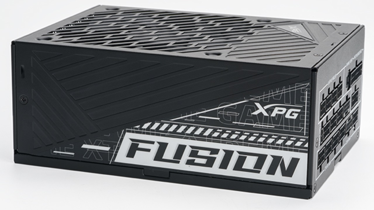 威刚 XPG FUSION 1600 TITANIUM